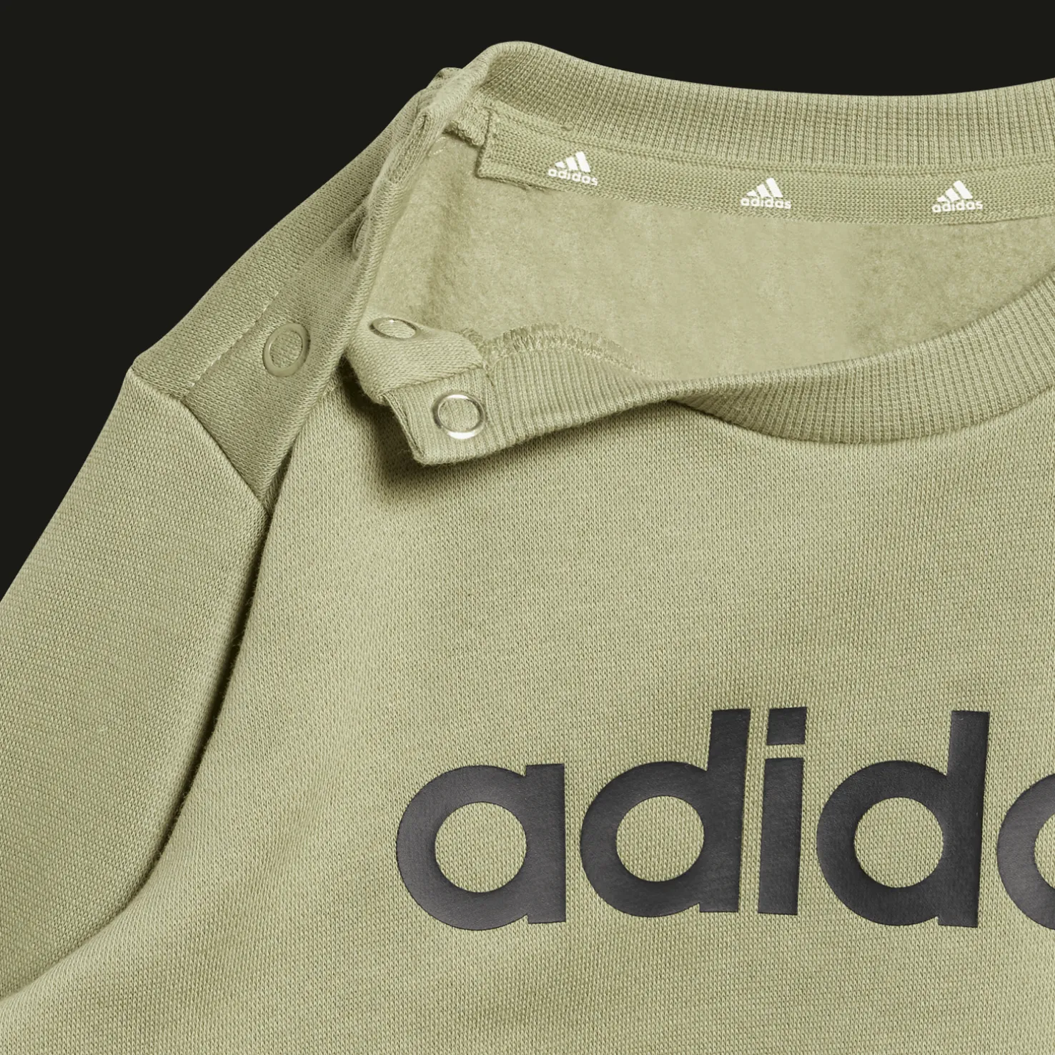 Essentials Lineage Jogger Set, lasten collegeasu - Verryttelyasut - Essentials Lineage Jogger Set, lasten collegeasu