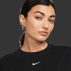 Sportswear Essential T-Shirt, naisten t-paita - T-Paidat - Sportswear Essential T-Shirt, naisten t-paita